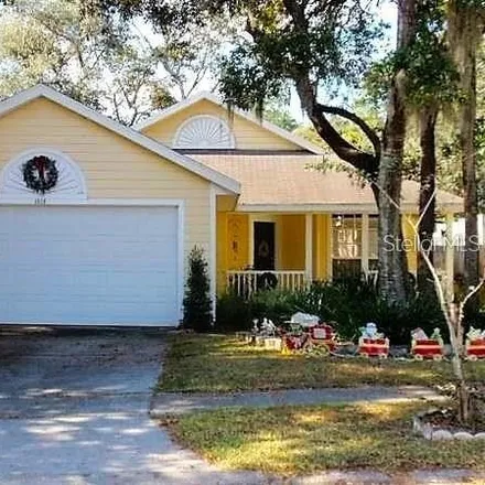 Rent this 3 bed house on 1012 Royal Oaks Drive in Apopka, FL 32703