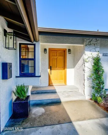 Image 3 - 8347 Lester Lane, Los Angeles, CA 91304, USA - House for sale