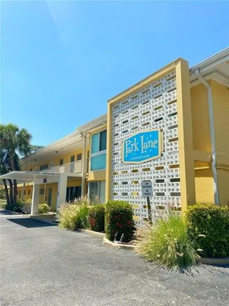 Buy this 1 bed condo on 801 East Avenue in Sarasota, FL 34236