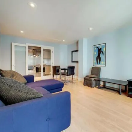 Image 7 - Ensign House, 12 A202, London, SW8 2LU, United Kingdom - Apartment for rent