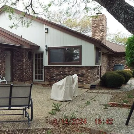 Image 2 - 10806 Royal Bluff, San Antonio, TX 78239, USA - House for rent