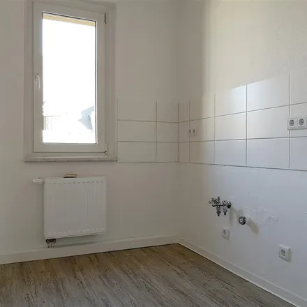 Rent this 2 bed apartment on Marienthaler Straße 105a in 08060 Zwickau, Germany