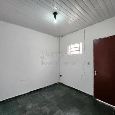 Rent this 2 bed house on Rua General Osório in Vila Zilda, São José do Rio Preto - SP