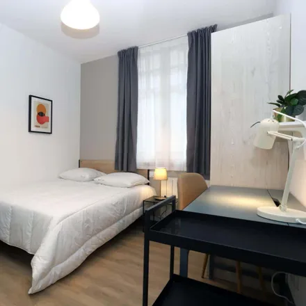 Rent this 2 bed room on 20 Rue Paul Bert in 35706 Rennes, France