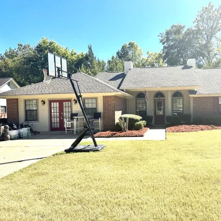 Buy this 3 bed house on 1107 Nixon Drive in Lee Acres, Tupelo