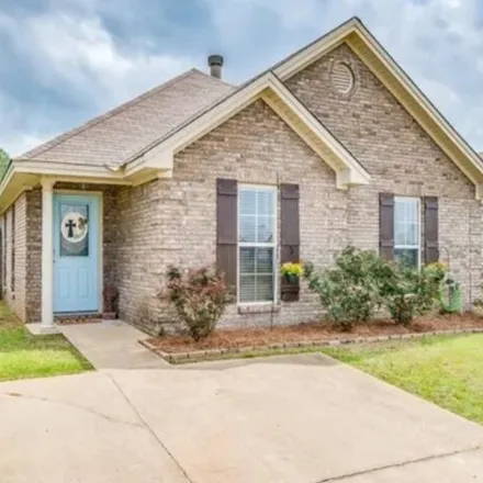 Rent this 3 bed house on 620 Vintage Way in Prattville, AL 36067