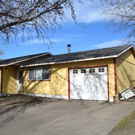 Buy this 4 bed house on 1394 Southwest 3rd Place in Pendleton, OR 97801