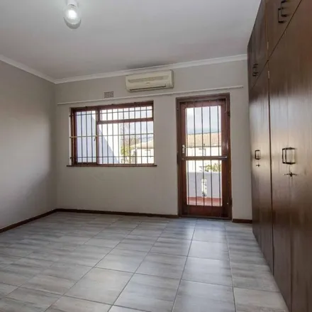 Image 8 - Orange Street, Cape Town Ward 84, Somerset West, 7136, South Africa - Townhouse for rent