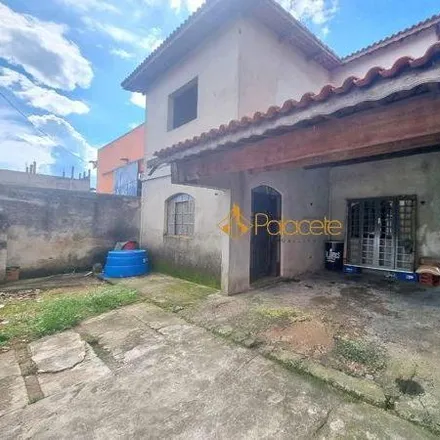 Image 2 - Rua Paraguai, Jardim Primavera, Guaratinguetá - SP, 12520-350, Brazil - House for sale