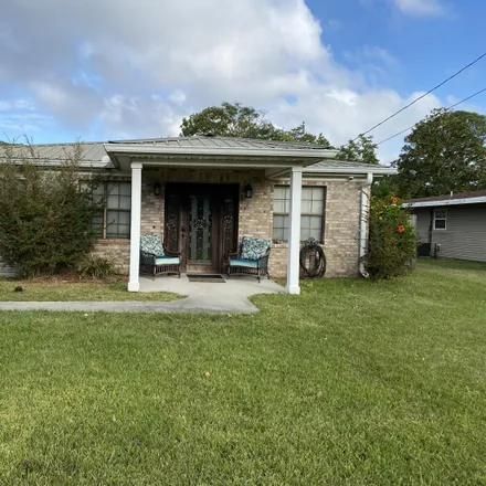 Buy this 3 bed house on 2306 Belair Street in Pascagoula, MS 39567