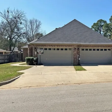 Rent this 3 bed house on 5343 Briarcove Drive in Tyler, TX 75703