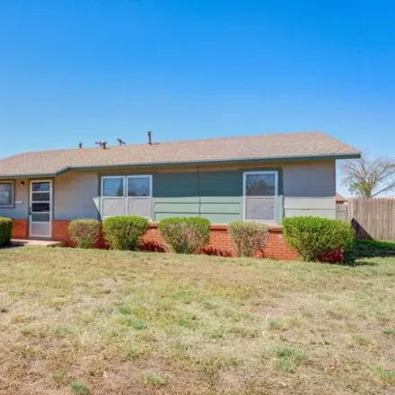 Buy this 3 bed house on 2021 East 29th Street in Lubbock, TX 79404