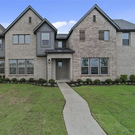 Buy this 3 bed loft on 2208 Mclendon Drive in Rockwall County, TX 75032