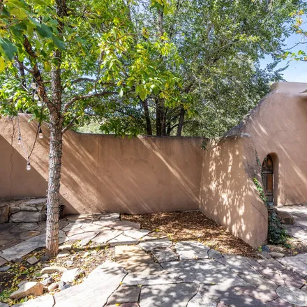 Image 6 - Moonbow, Turquoise Trail NM-14, Madrid, Santa Fe County, NM 87010, USA - House for sale