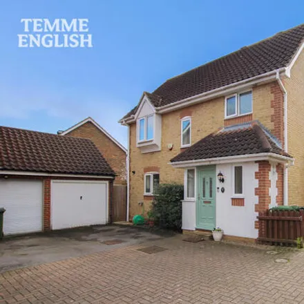 Buy this 3 bed house on Berberis Close in Basildon, SS16 6TN