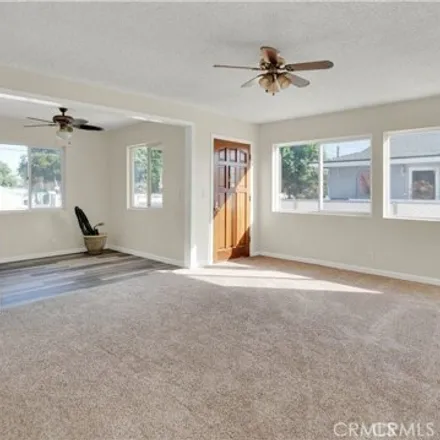 Image 2 - 603 Giano Avenue, Woodside Village, West Covina, CA 91744, USA - House for rent