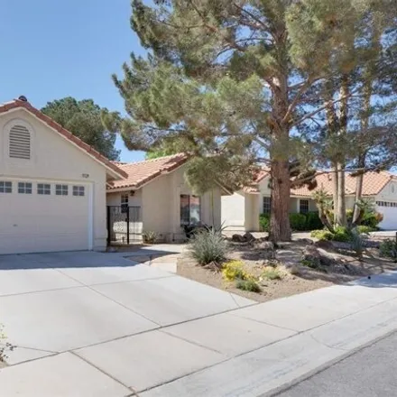 Image 4 - 5557 Red Bluff Drive, Las Vegas, NV 89130, USA - House for sale