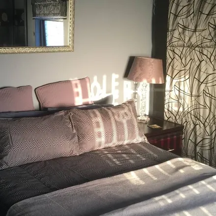 Rent this 1 bed apartment on Ben Schoeman Highway in Johannesburg Ward 112, Gauteng