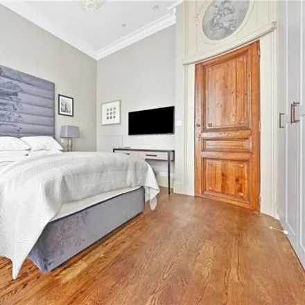 Image 3 - 11 Ovington Square, London, SW3 1LH, United Kingdom - Room for rent