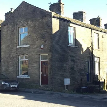 Rent this 2 bed townhouse on West End in Queensbury, BD13 2AA