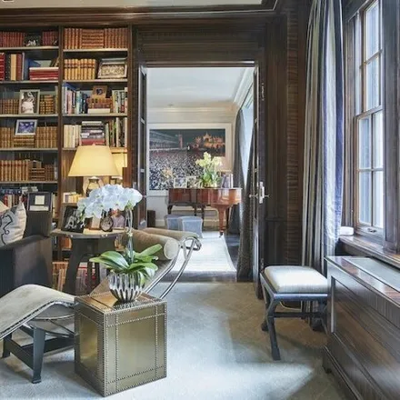 Image 5 - 117 East 72nd Street, New York, NY 10021, USA - Apartment for sale