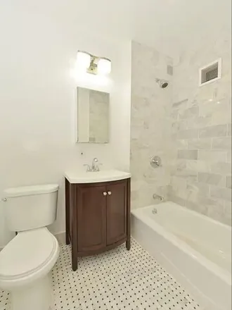 Image 5 - 313 East 78th Street, New York, NY 10075, USA - Apartment for rent