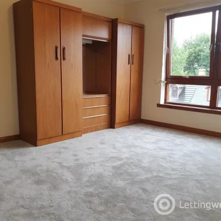 Image 3 - 1 Station Road, Overlee, Busby, G76 8HJ, United Kingdom - Apartment for rent