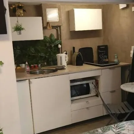 Image 7 - Solliès-Toucas, Var, France - Apartment for rent