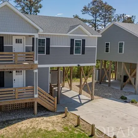 Buy this 3 bed house on 902 West Sportsman Drive in Kill Devil Hills, NC 27948