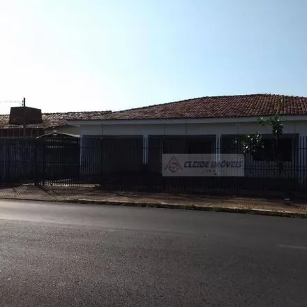 Buy this 4 bed house on AFC - Academia de Fisioculturismo de Cuiabá in Avenida Senador Metelo 2681, Jardim Cuiabá