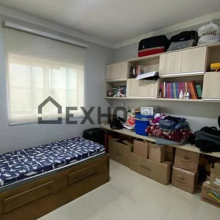 Buy this 3 bed house on Avenida B in Jardim das Américas 2 Etapa, Anápolis - GO