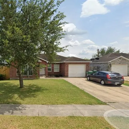 Rent this 3 bed house on 5539 Rio San Juan Street in Brazoria County, TX 77583