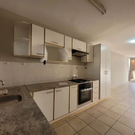 Rent this 3 bed apartment on Buiten Street in Krugersdorp-Noord, Krugersdorp