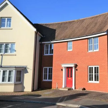 Buy this 3 bed duplex on Ranulf Road in Flitch Green, CM6 3GR
