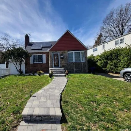 Buy this 3 bed house on 1 Juliette Road in West Hempstead, NY 11552