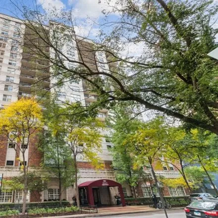 Buy this 2 bed condo on 21 West Chestnut in 21 West Chestnut Street, Chicago