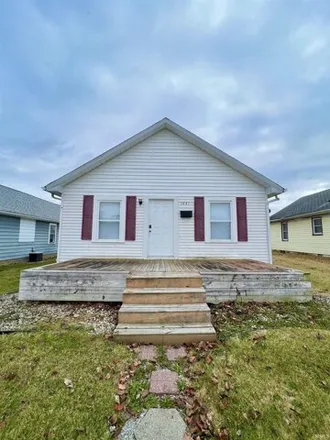 Buy this 2 bed house on 1031 East Laguna Street in Kokomo, IN 46902