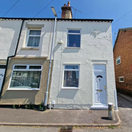 Buy this 2 bed house on St. Thomas Street in Stafford, ST16 3UU