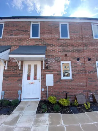 Rent this 2 bed townhouse on unnamed road in Doncaster, DN4 7FZ