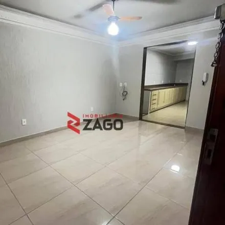 Rent this 3 bed house on Rua Orlando Fortunato Bulhões in Bairro Estados Unidos, Uberaba - MG