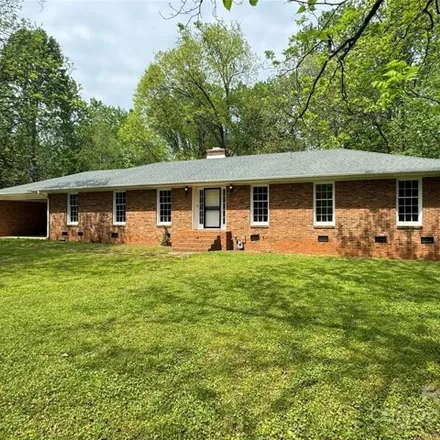 Rent this 3 bed house on 1736 Old Hickory Grove Road in Gaston County, NC 28120