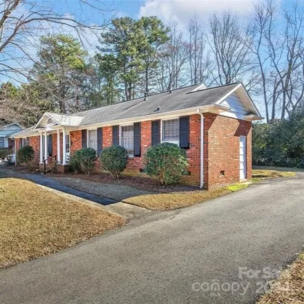 Buy this 4 bed house on 1428 Woodhill Lane in Charlotte, NC 28205