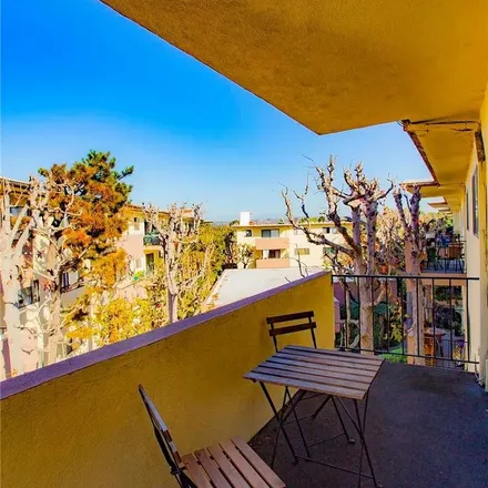 Image 5 - Centinela Avenue, Los Angeles, CA 90292, USA - Apartment for rent