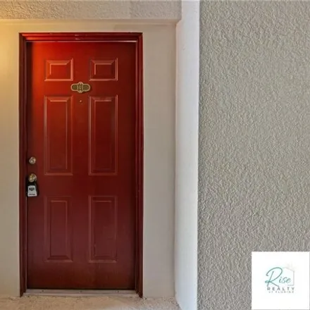Buy this 3 bed condo on 3334 Whitestone Circle in Kissimmee, FL 34741