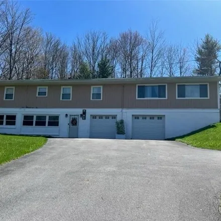 Buy this 3 bed house on 151 Merritt Place in New Hartford, Oneida County
