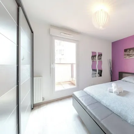 Rent this 2 bed apartment on Villeurbanne in Métropole de Lyon, France