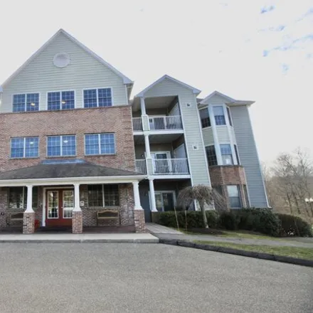 Buy this 2 bed condo on 44 Cassandra Boulevard in West Hartford, CT 06107