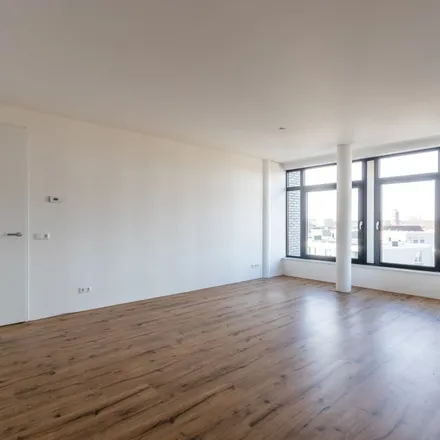 Rent this 2 bed apartment on Nijenoord 211 in 3552 AS Utrecht, Netherlands