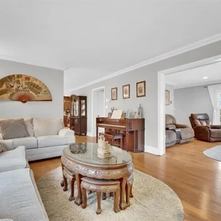 Buy this 4 bed house on 2 Cottage Terrace in Bedford Hills, Bedford