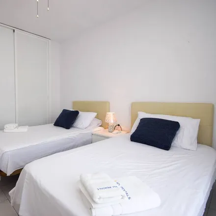 Rent this 2 bed apartment on Fuengirola in Avenida Jesús Santos Reín, 29640 Fuengirola